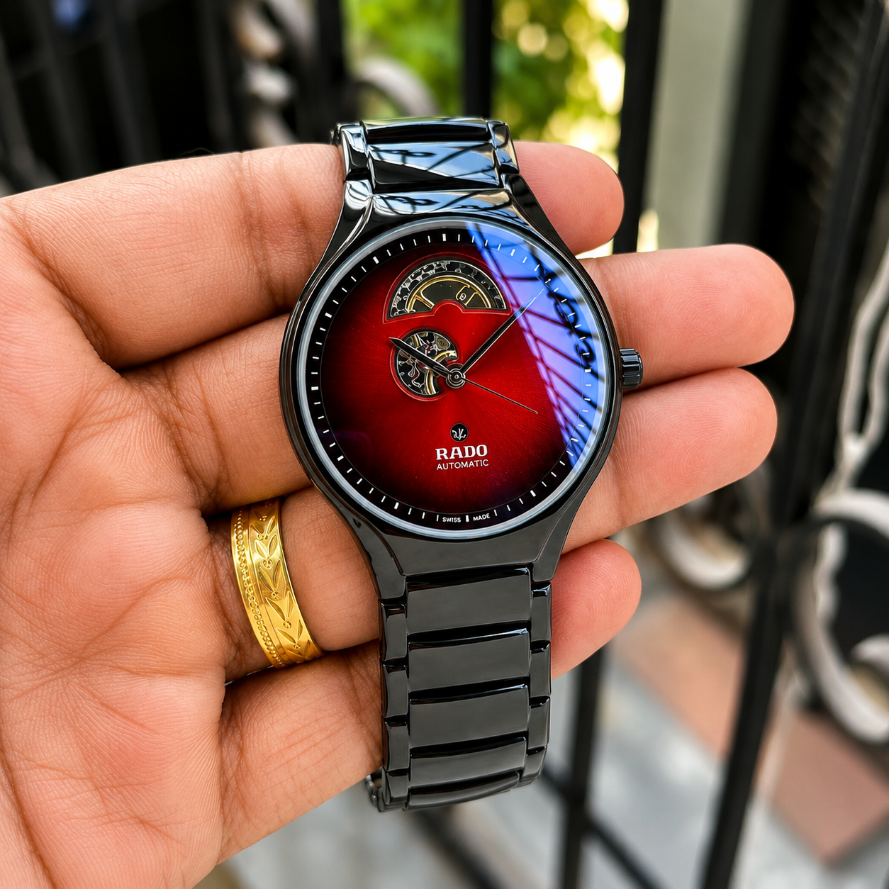 Classic True Rad_o Black Red Watch