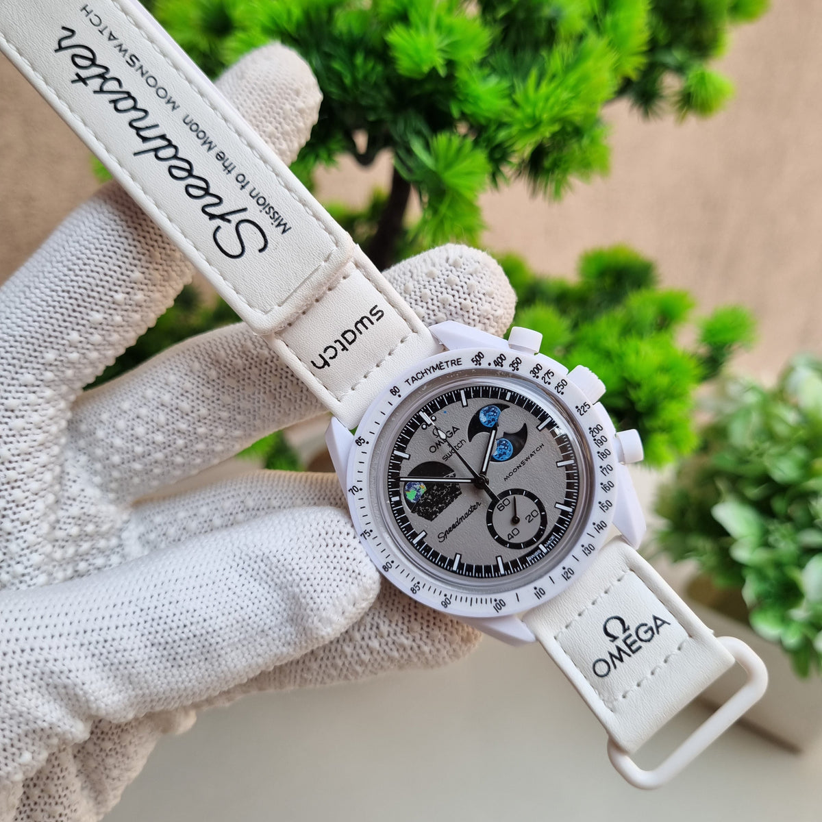 Omeg_a Sun-Moon White Watch
