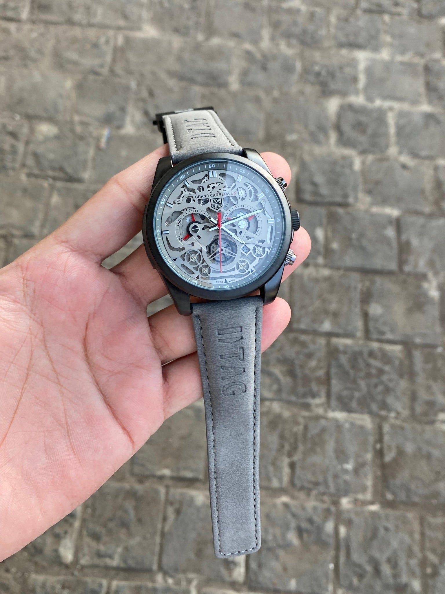 Elegant Ta_g Heuer Cr7 watch   For Men