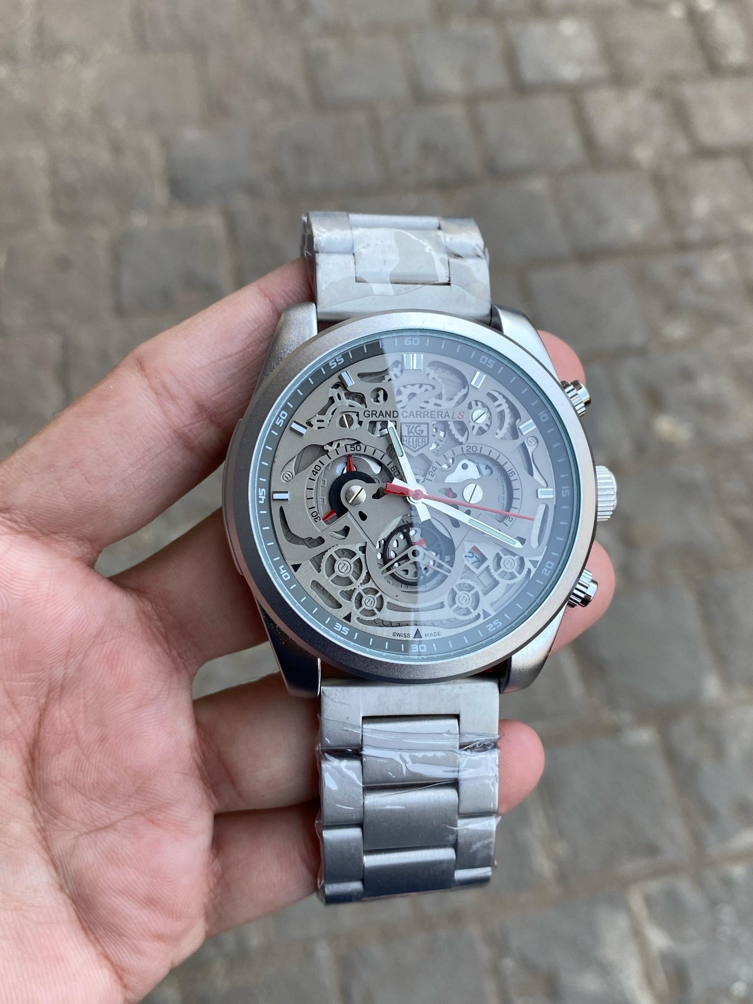 Modern Ta_g Heuer Cr7 watch   For Men
